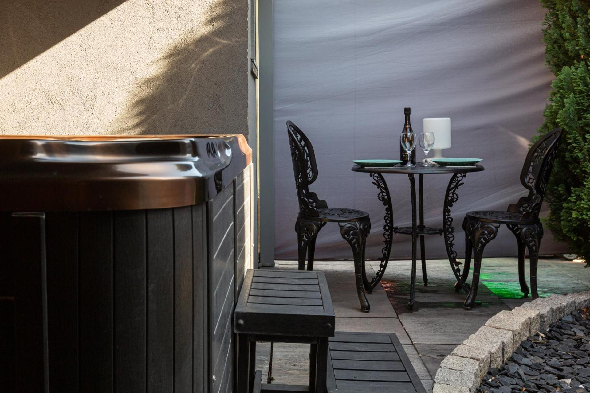Gites Spa Strasbourg - Studio Romantique, Jacuzzi, Sauna, Terrasse Privee Furdenheim Екстериор снимка
