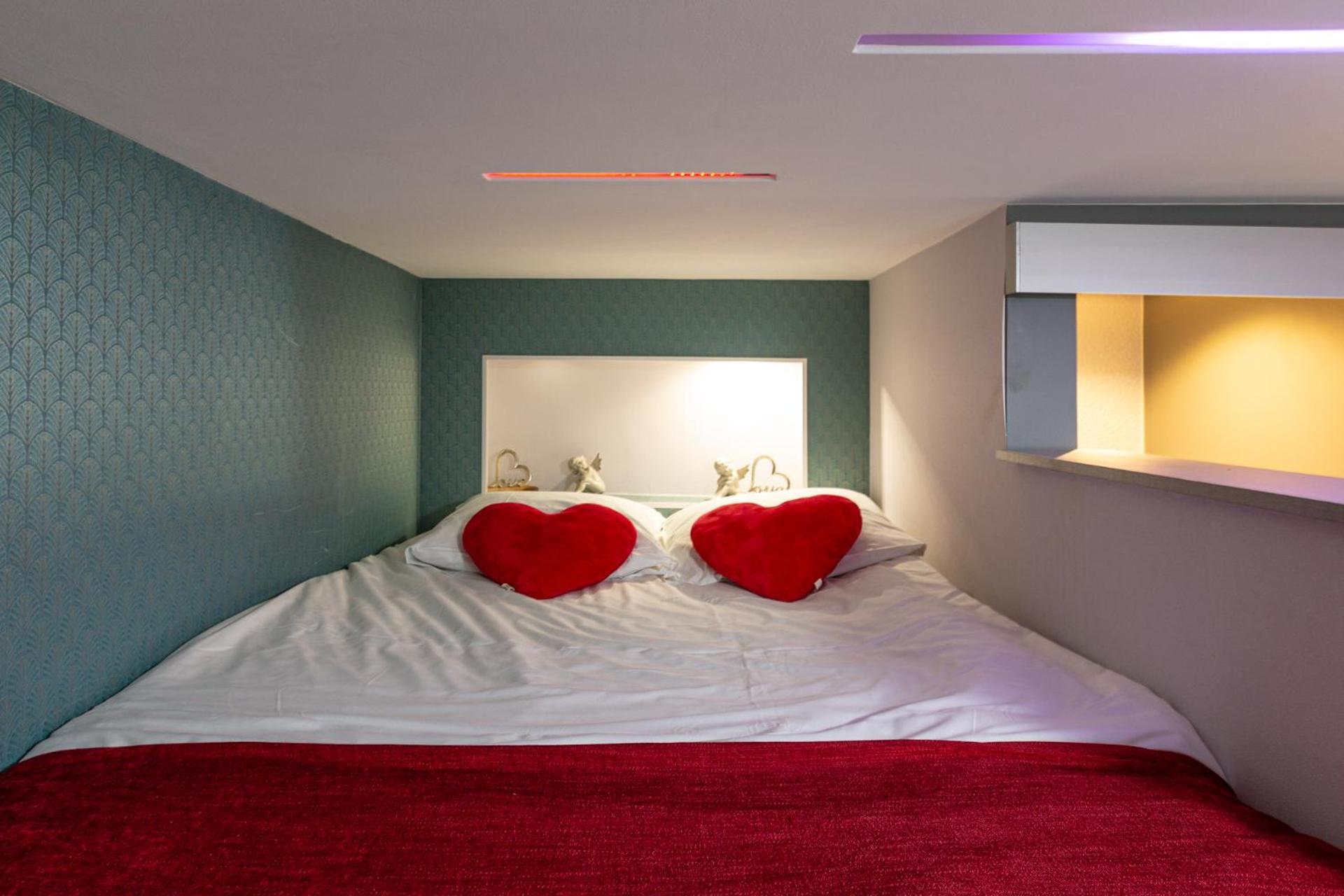 Gites Spa Strasbourg - Studio Romantique, Jacuzzi, Sauna, Terrasse Privee Furdenheim Екстериор снимка